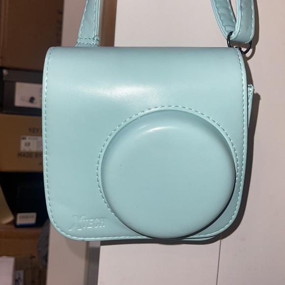 POLAROID CAMERA CASE - Picture 3 of 7